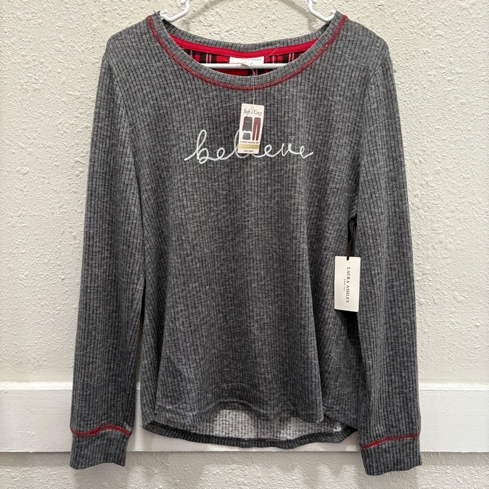 Laura Ashley Christmas "Believe" Grey Pajama Top Size Large